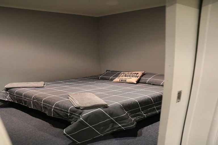 Photo of property in 8 Vogel Street, Dunedin Central, Dunedin, 9016