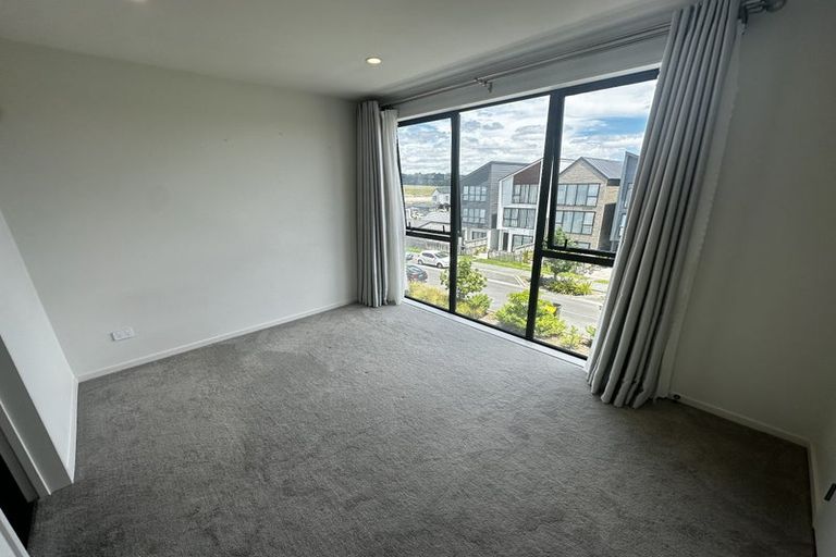 Photo of property in 25 Onekiritea Road, Hobsonville, Auckland, 0616