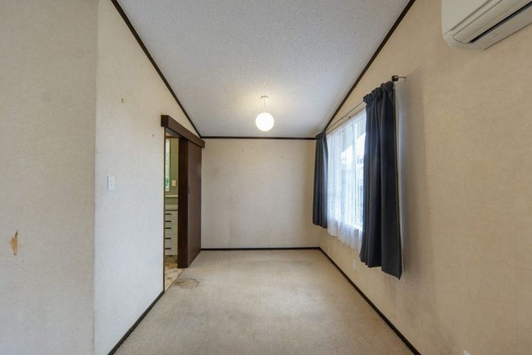 Photo of property in 44 Elmwood Crescent, Pukete, Hamilton, 3200