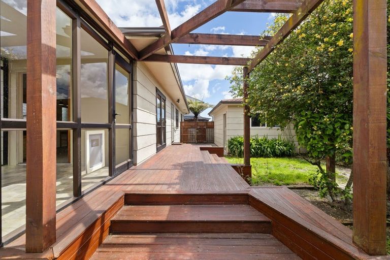 Photo of property in 21 Moore Street, West End, Palmerston North, 4412