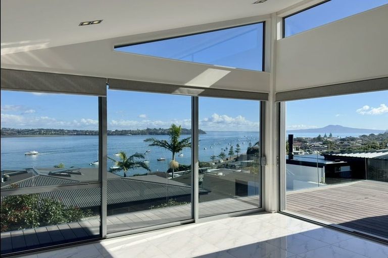 Photo of property in 16 Bucklands Beach Road, Bucklands Beach, Auckland, 2012