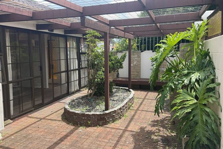 Photo of property in 200 Balmoral Road, Mount Eden, Auckland, 1024