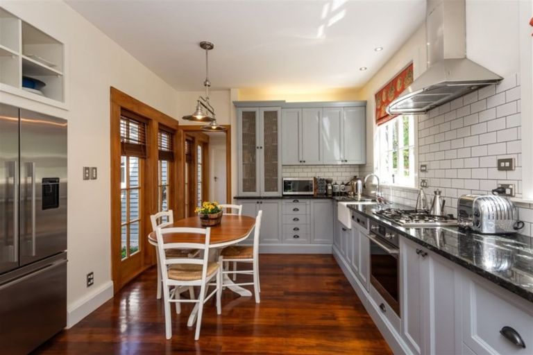 Photo of property in 4 Crichton Terrace, Cashmere, Christchurch, 8022