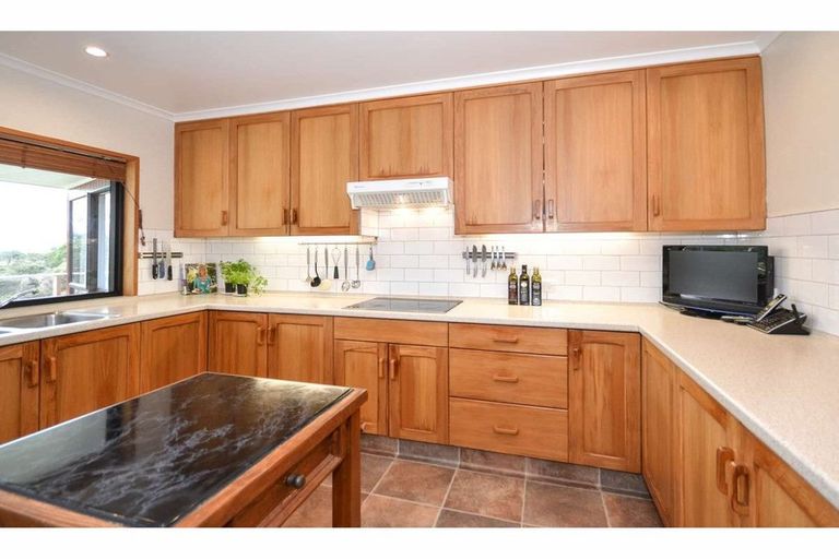 Photo of property in 846 Puketona Road, Haruru, 0204