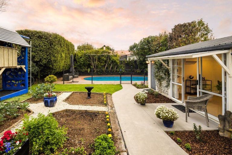 Photo of property in 74 Princes Street, Cambridge, 3434