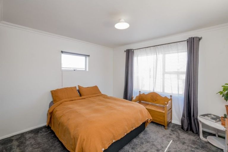 Photo of property in 25 Perth Street, Levin, 5510