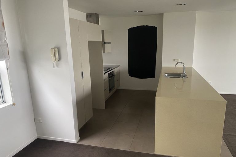 Photo of property in 11d Garnet Road, Westmere, Auckland, 1022