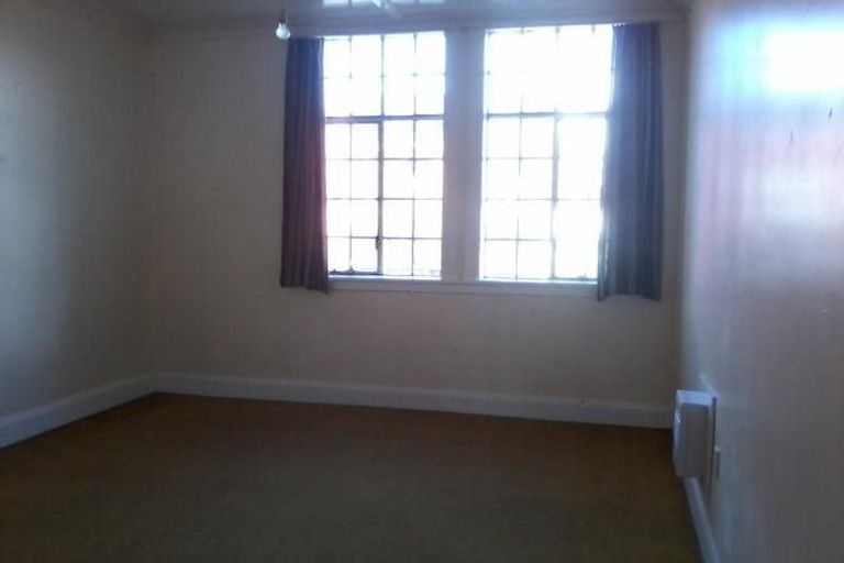 Photo of property in 32 Puriri Terrace, Roslyn, Palmerston North, 4414