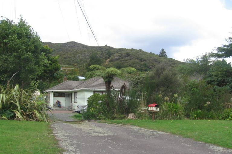 Photo of property in 90 Hair Street, Wainuiomata, Lower Hutt, 5014