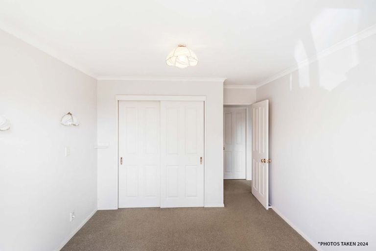 Photo of property in 21 Martin Jugum Lane, Ranui, Auckland, 0612