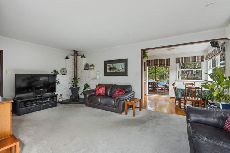 Photo of property in 46 Normanton Street, Glenfield, Auckland, 0629
