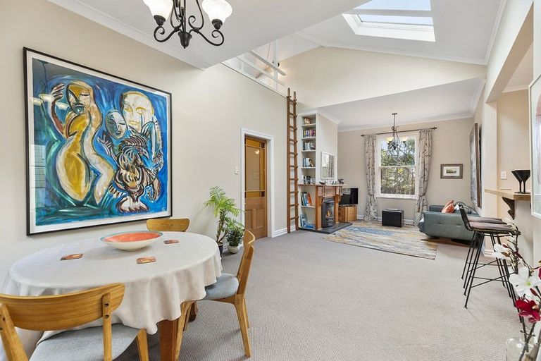 Photo of property in 131 Aro Street, Aro Valley, Wellington, 6021