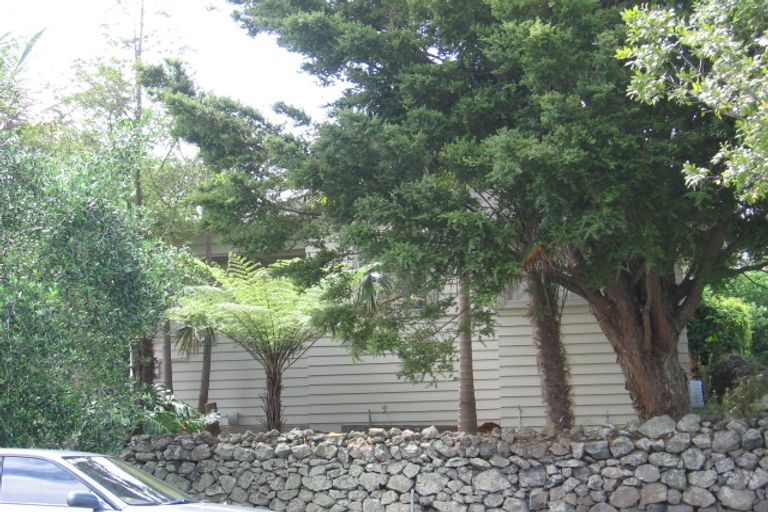Photo of property in 28 Woodford Road, Mount Eden, Auckland, 1024