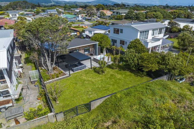 Photo of property in 195a Manly Street, Paraparaumu Beach, Paraparaumu, 5032