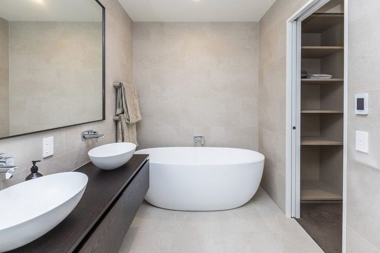 Photo of property in 23 Carlton Mill Road, Merivale, Christchurch, 8014