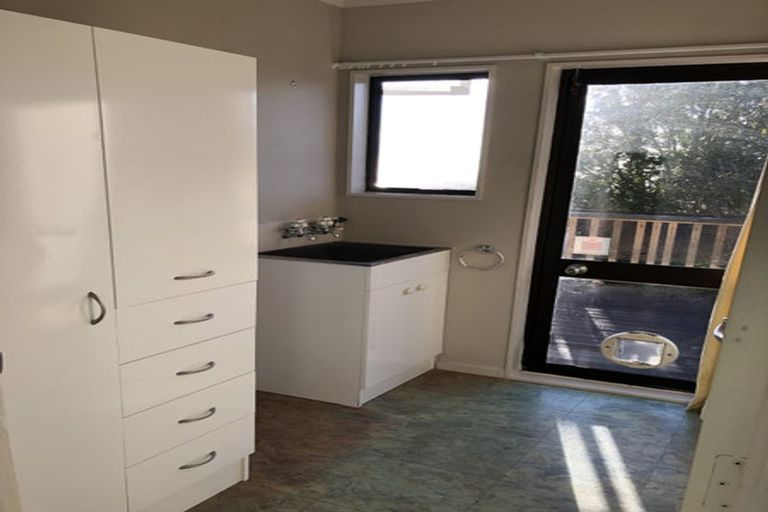 Photo of property in 15 Fenchurch Grove, Stokes Valley, Lower Hutt, 5019