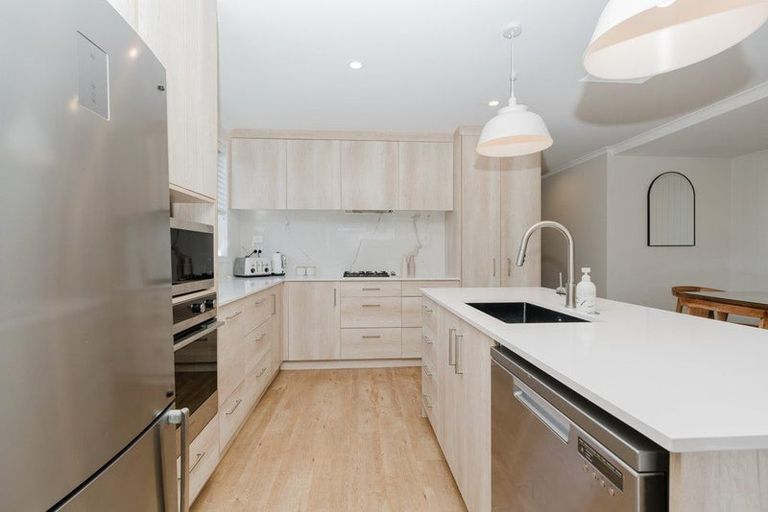 Photo of property in 2/6 Sutcliffe Place, Chartwell, Hamilton, 3210