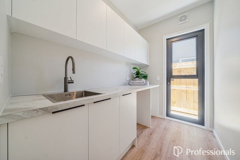 Photo of property in Manor Park, 6 Manor Park Road, Manor Park, Lower Hutt, 5019