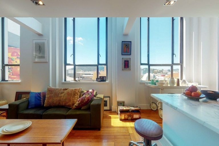 Photo of property in Augusta Apartments, 17/254 Willis Street, Te Aro, Wellington, 6011