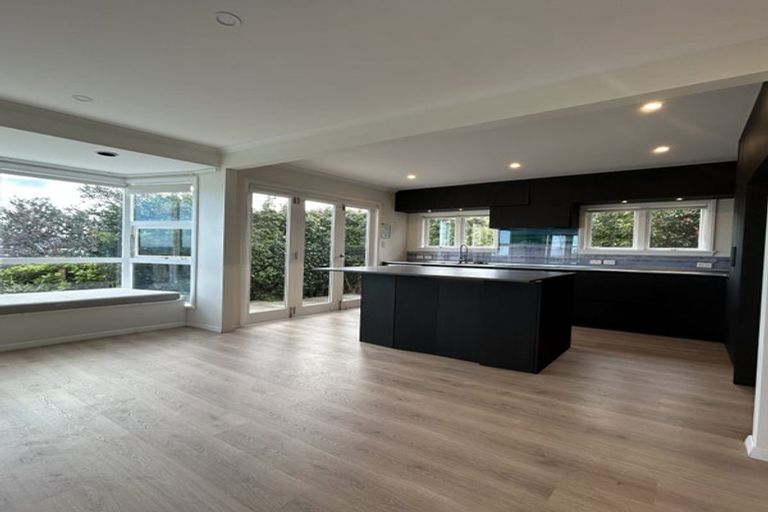 Photo of property in 29 Seatoun Heights Road, Miramar, Wellington, 6022