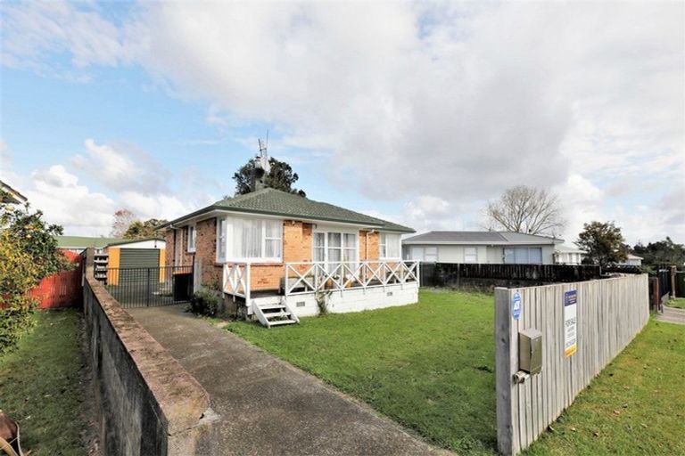 Photo of property in 99 Cargill Street, Papakura, 2110