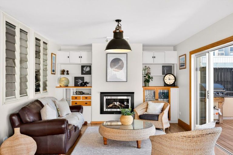 Photo of property in 153 Emerson Street, Napier South, Napier, 4110