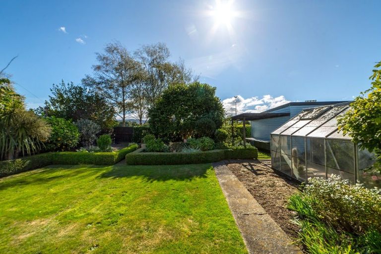 Photo of property in 32 Wyndham Street, Carterton, 5713