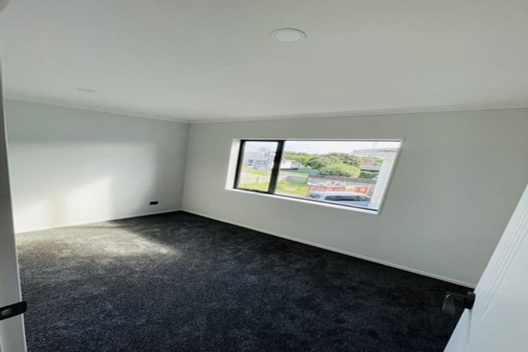 Photo of property in 100a Kimpton Road, Papatoetoe, Auckland, 2025