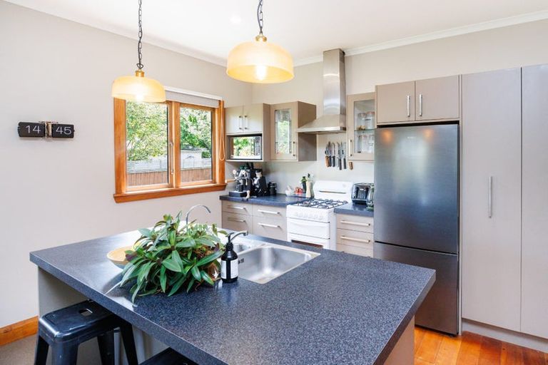 Photo of property in 12 Poole Street, Feilding, 4702