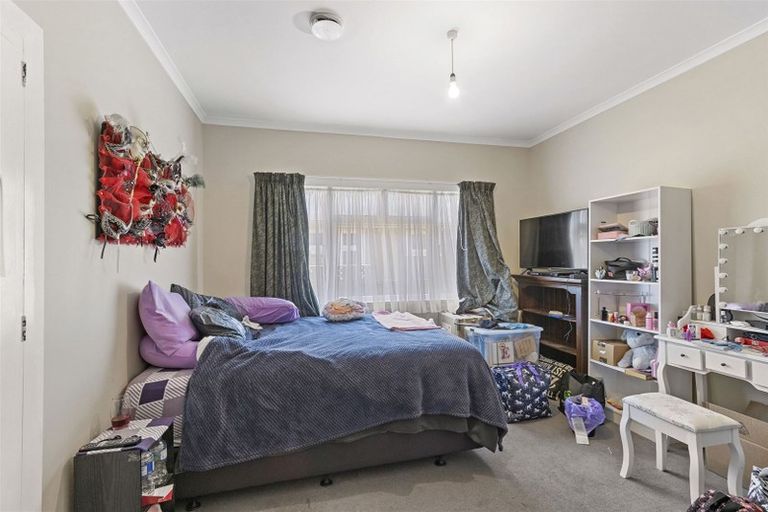 Photo of property in 44 Centaurus Road, Cashmere, Christchurch, 8022