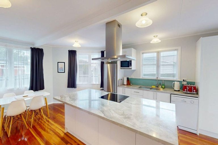 Photo of property in 46 Leicester Street, Terrace End, Palmerston North, 4410