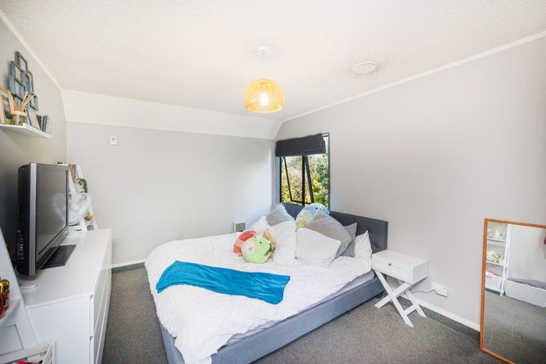 Photo of property in 22 Truscott Grove, Awapuni, Palmerston North, 4412