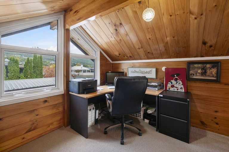 Photo of property in 125 Kenrigg Road West, Kinloch, Taupo, 3377