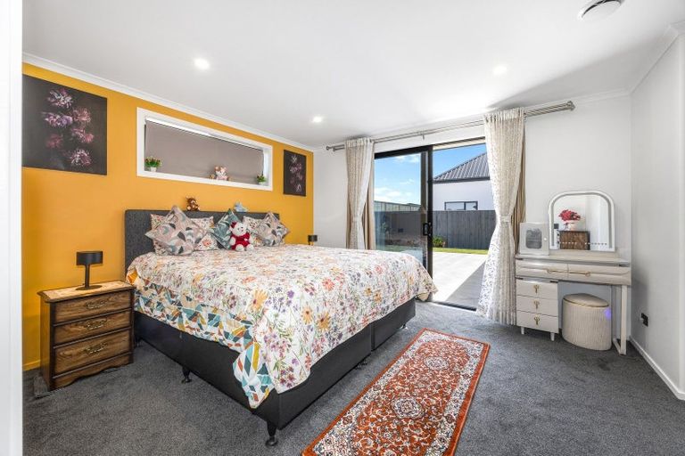 Photo of property in 66 Skibbereen Drive, Halswell, 8025