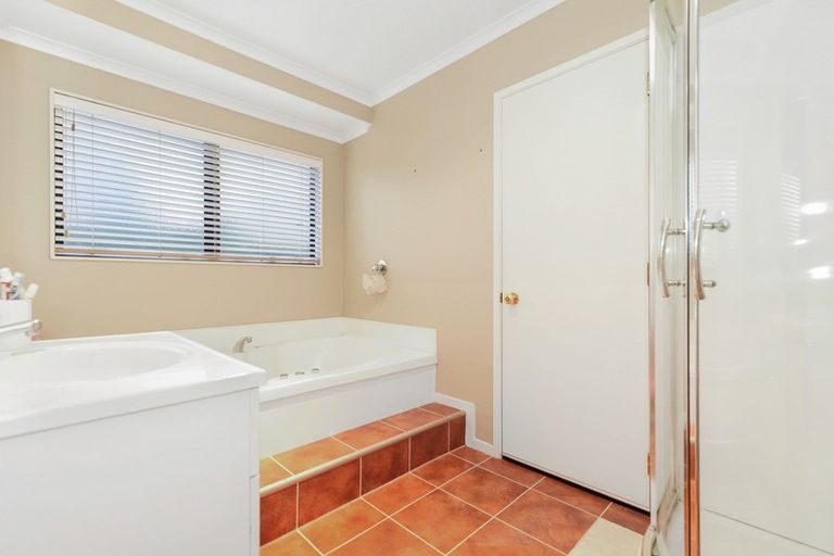 Photo of property in 9 Ballantrae Place, Huntington, Hamilton, 3210