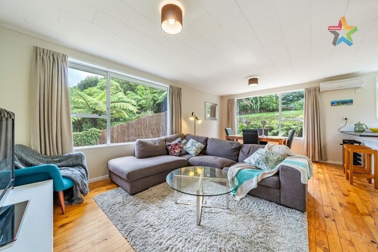 Photo of property in 19b Mulberry Street, Maungaraki, Lower Hutt, 5010
