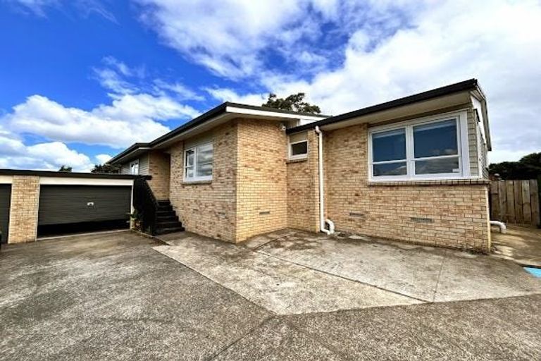 Photo of property in 2/8 Rimu Road, Manurewa, Auckland, 2102