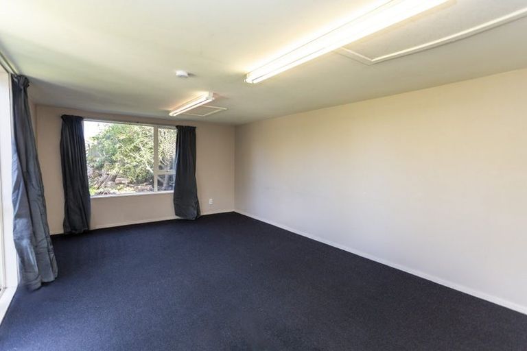 Photo of property in 14 De Havilland Street, Hornby, Christchurch, 8042
