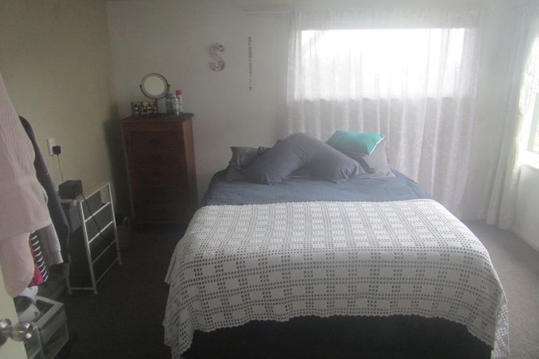 Photo of property in 207 Vipond Road, Stanmore Bay, Whangaparaoa, 0932