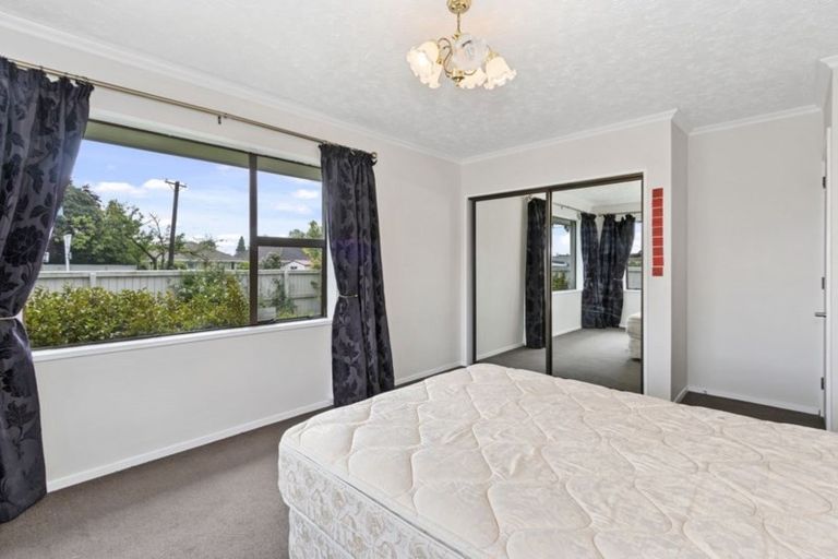 Photo of property in 147 Maidstone Road, Ilam, Christchurch, 8041