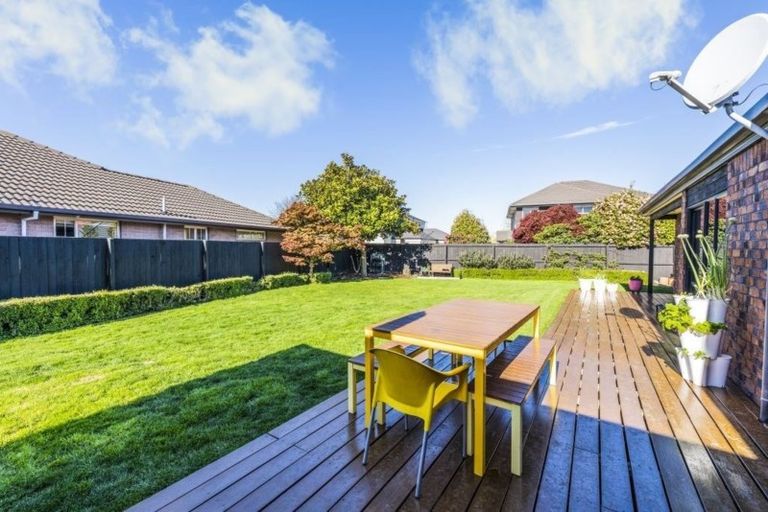 Photo of property in 6 Wiltshire Mews, Avonhead, Christchurch, 8042