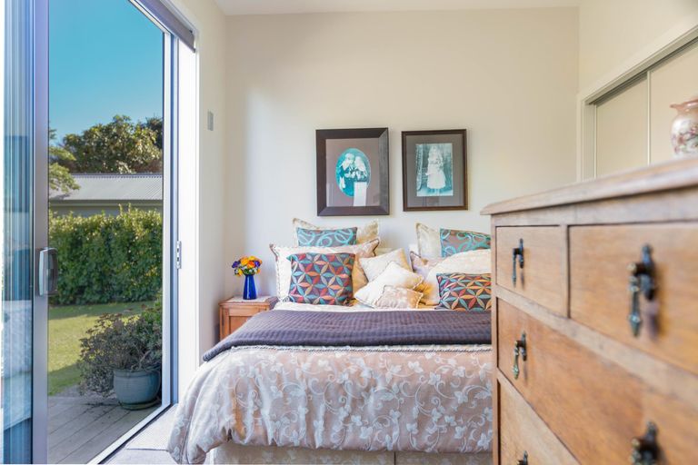 Photo of property in 5 Ian Place, Waihi Beach, 3611