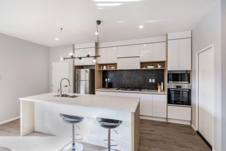 Photo of property in 91 Nobilo Road, Kumeu, 0810