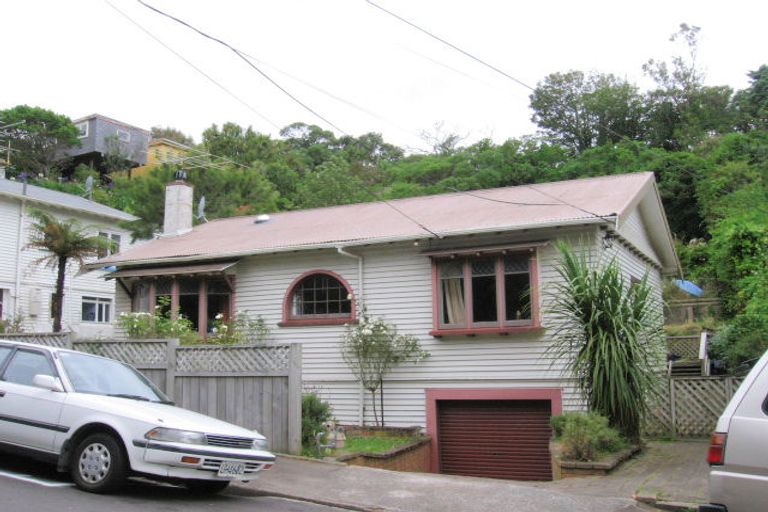Photo of property in 5 Liardet Street, Vogeltown, Wellington, 6021