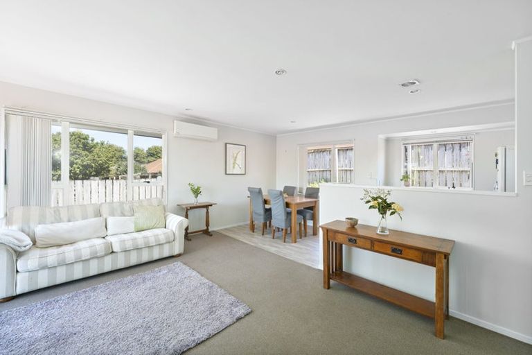 Photo of property in 13 Legacy Drive, Henderson, Auckland, 0612