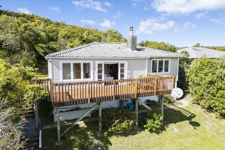 Photo of property in 34 Montgomery Avenue, Karori, Wellington, 6012