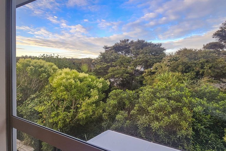 Photo of property in 232 Schnapper Rock Road, Schnapper Rock, Auckland, 0632