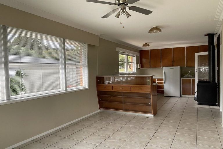 Photo of property in 384 Welcome Bay Road, Welcome Bay, Tauranga, 3175