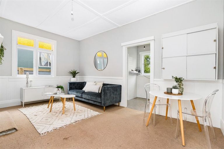 Photo of property in 74 George Street, Hikurangi, 0114