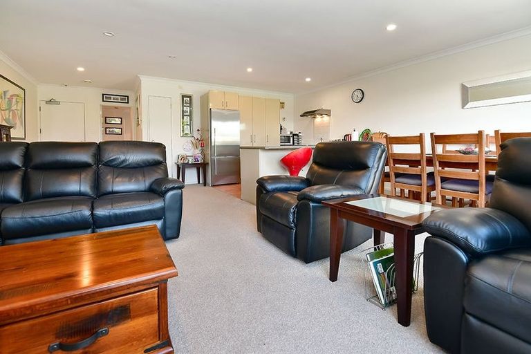 Photo of property in Santa Rosa, 42/340 Gulf Harbour Drive, Gulf Harbour, Whangaparaoa, 0930